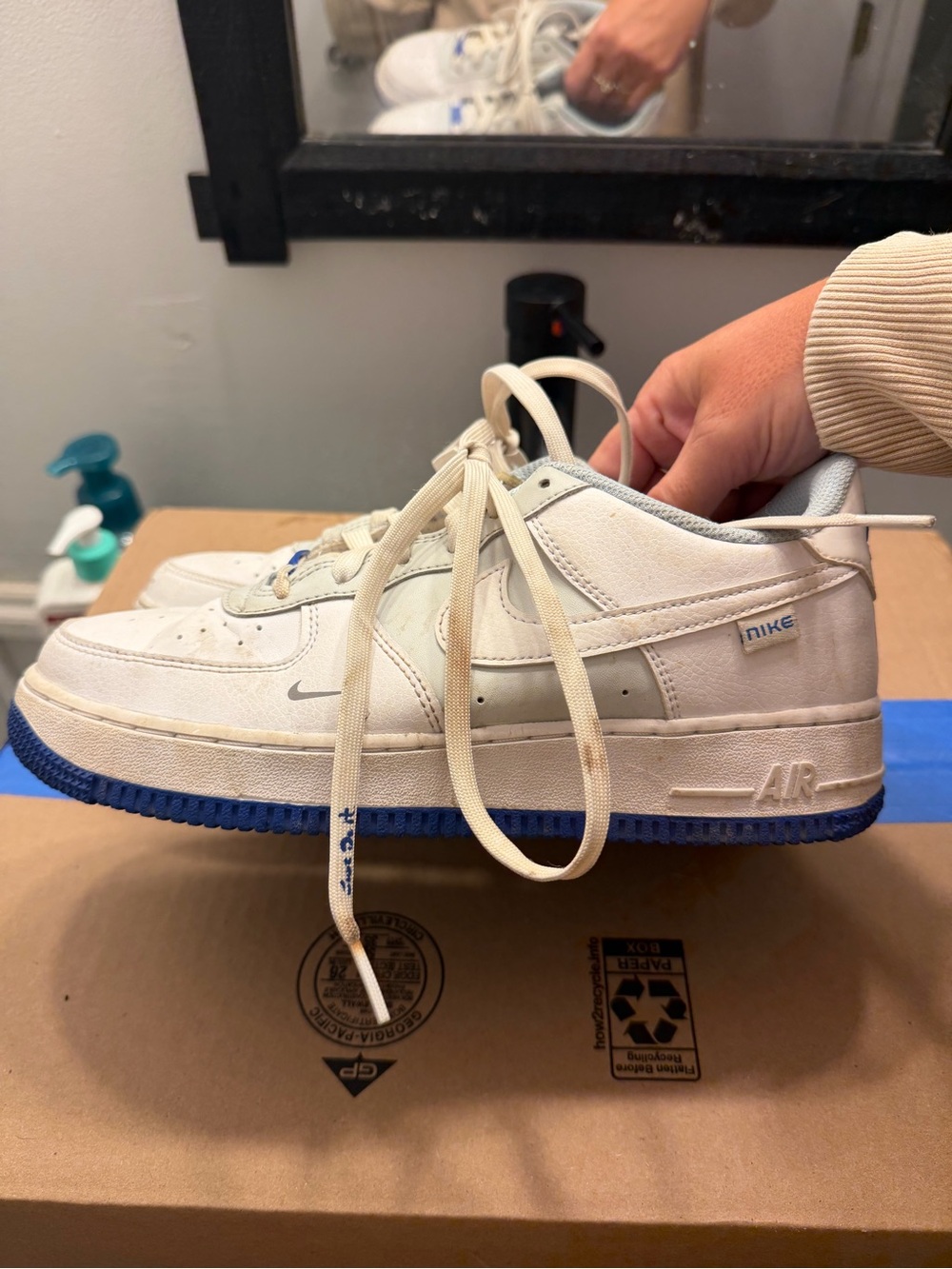 Nike Kids White Sneakers with Blue Outsole 7Y  or 8.5 women’s
